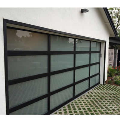 Durchsichtige Glas-Aluminium-Rahmen-Panel Garagentür Niedrige Wartung Hohe Sicherheit
