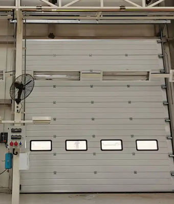 Automatisch geformte, doppelschichtigen Stahl-Industriedurchgänge für Feuerwehrstationen mit isolierter Schiebetür