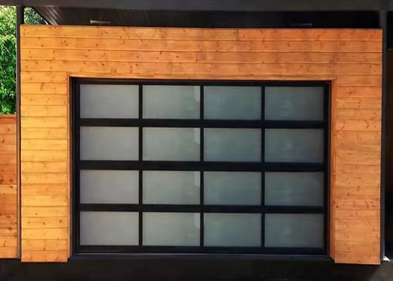 Moderne Doppelverglasung Aluminium-Abschnitttür mit manueller oder automatischer Öffnung Glas Garagentüren