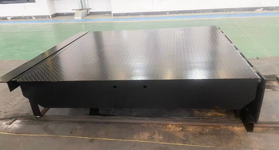 Dock Door Leveler 25000-40000LBS Sicheres Design kundenspezifische Werkstatt Automatische Dockplatte