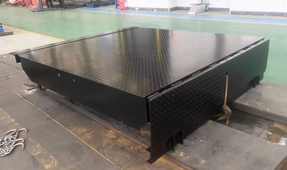 Dock Door Leveler 25000-40000LBS Sicheres Design kundenspezifische Werkstatt Automatische Dockplatte