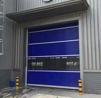 Industrielle Hochgeschwindigkeits-PVC-Roll-Up-Schnellverschluss Tür 304 Edelstahl Material Niedrigwartungsleistung Stahlstruktur Design