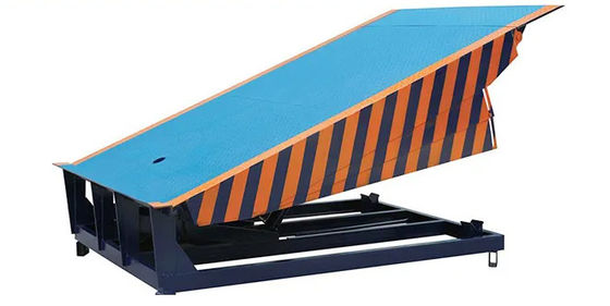 Schwerlastwerkstatt Automatische Dockplatten Dock Türniveller 25000-40000LBS Sicheres Design für Kapazitätsdockbetriebe