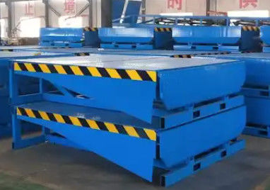 25000-40000LBS Sicheres Design Dock-Tür-Ebenenwerfer Werkstatt Automatische Dock-Platte anpassbare Lippenlänge Mechanische Konstruktion