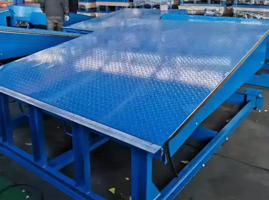 Elektrische Dock-Tür-Ebenen-Werkstatt Automatische Dock-Platte 25000-40000LBS Sicheres Design für eine sichere Belastung