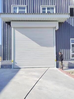 Hochwertige automatische Aluminiumlegierung Wärmedämmung Industriebau Hochgeschwindigkeits-Spirale Tür Roll-Up Werkstatt Tür