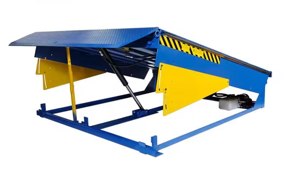 DESEO Fabrik 6 Tonnen Stehende Ladebrücke Container Rampen Dock Tür Nivellierer Werkstatt Automatische Dockplatte Anpassbare Deckhöhe