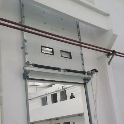 Elektrische obenliegende Schnitttür-entferntplatte für logistischen Park