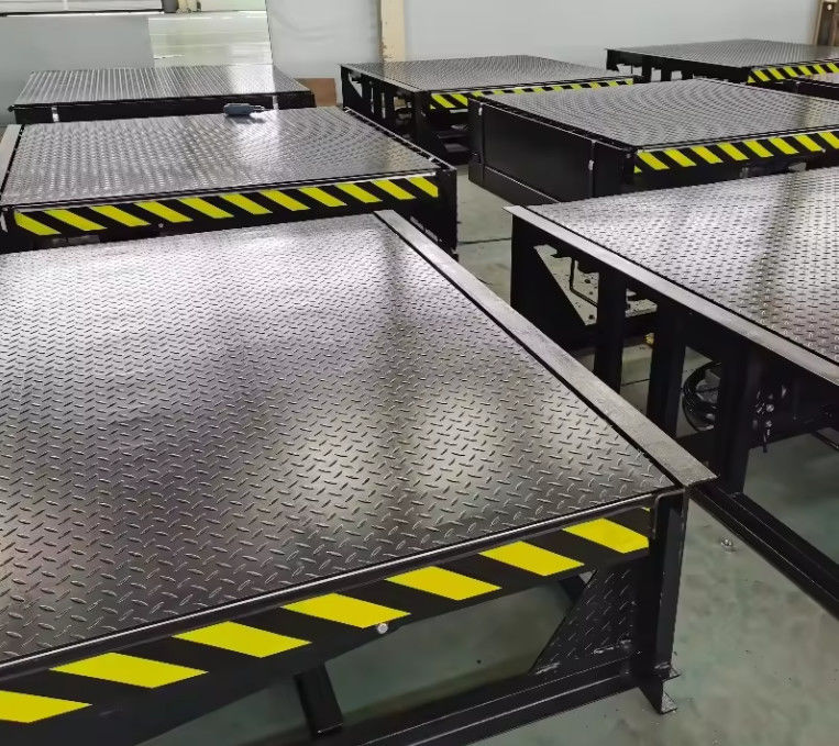 Anpassbarer elektrischer Dock-Leveller mit Sicherheitsfunktionen Anstellungsort Knopfsteuerung