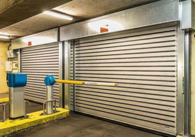 Sichere durchsichtige Aluminium-Hochgeschwindigkeits-Spiraltür mit Fotoelektrischem Sensor und Luftdurchlässigkeit ≤ 2,0 m3/ M2.s