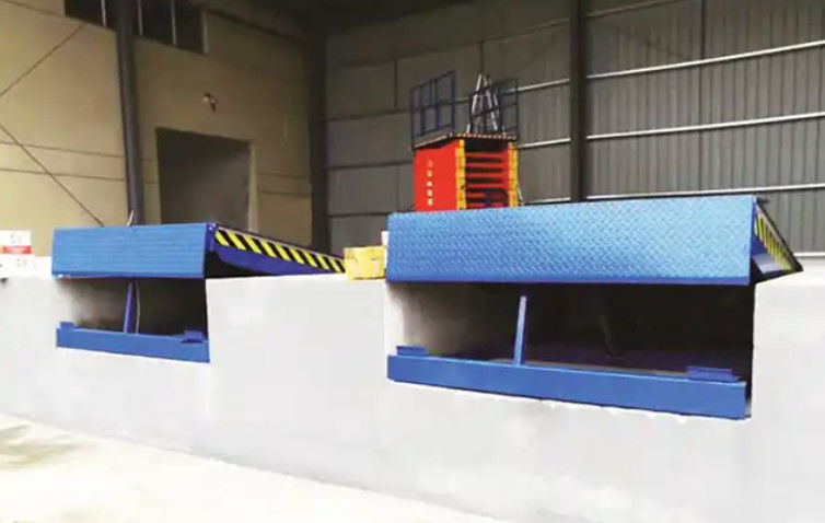 Anpassbare Lippenlänge Werkstatt Automatische Dockplatte Dock Tür Leveler 25000-40000LBS sicheres Design mit Schaltflächensteuerung